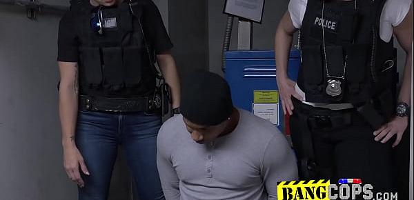  Low life purse snatcher is caught and apprehended by milf cops